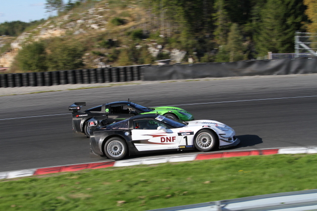 Christian Nilsen i Corvette blev nordisk mester i Gruppe 2 foran Rune Ydstebø ligeledes i Corvette
(Foto: Keld Dohm)